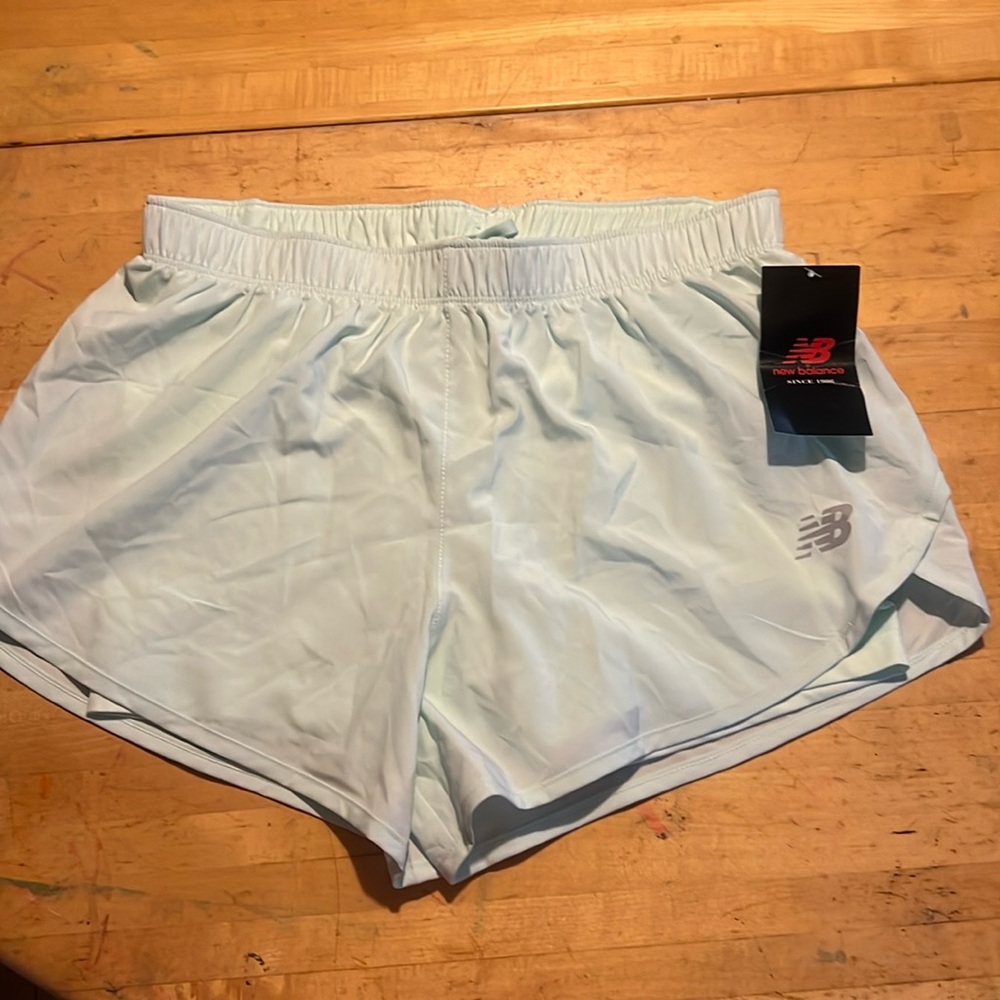 New Balance Women's athletic shorts seafoam green size Small NWT